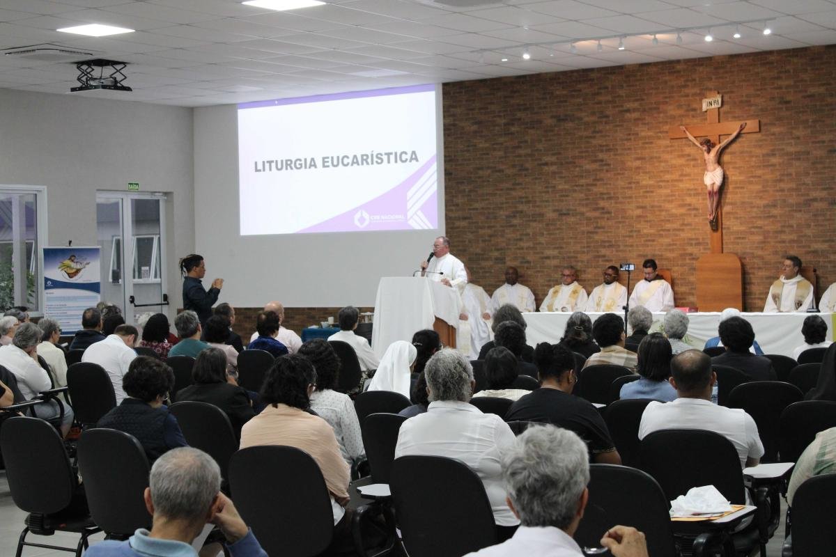 Missa de encerramento da Assembleia marca abertura do ano Jubilar de 70 anos da CRB Nacional