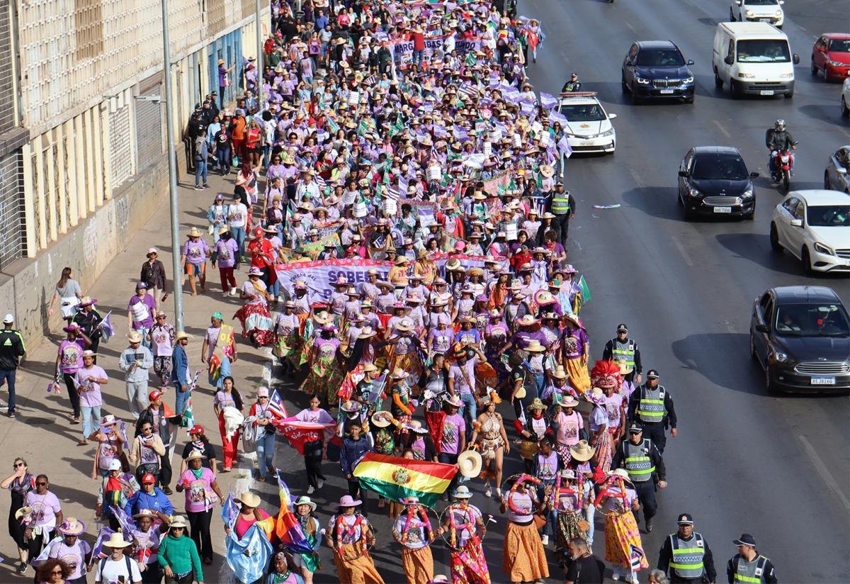 7ª Marcha das Margaridas reúne em Brasília mais de 100 mil pessoas
