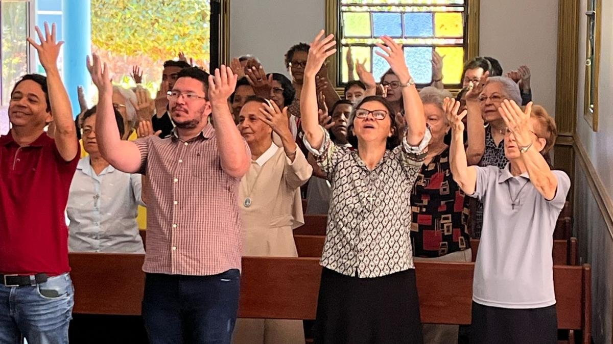 Regional de Brasília reúne a Vida Religiosa para confraternização