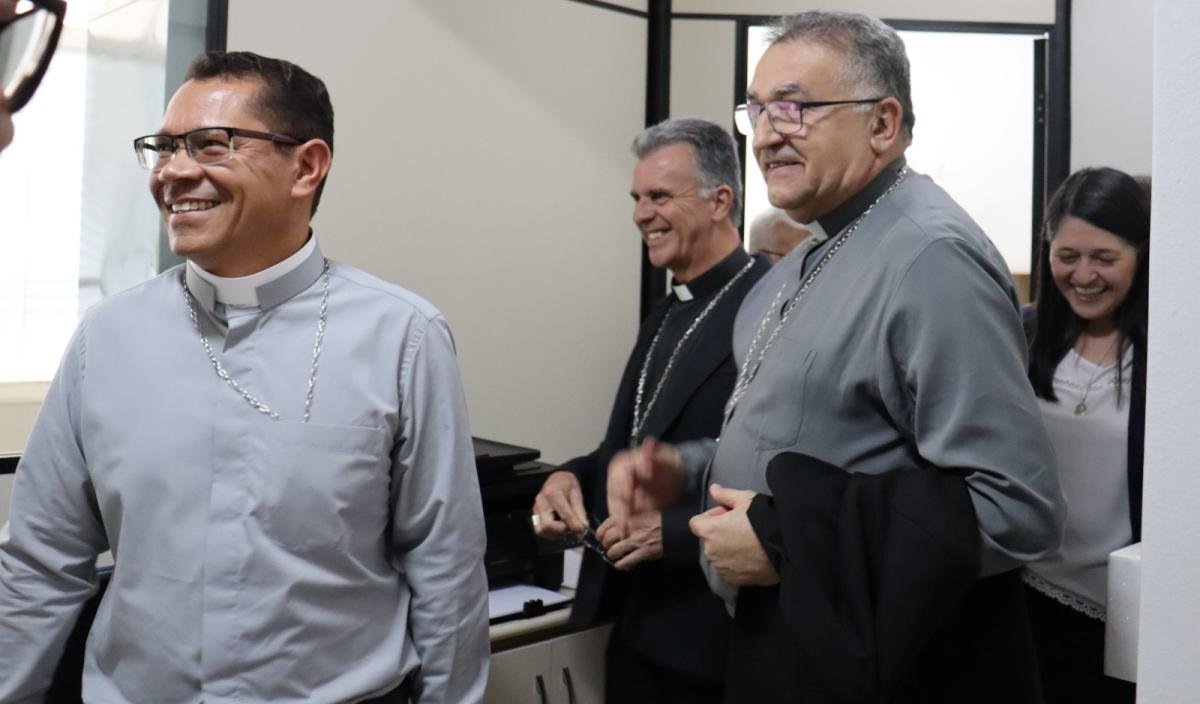 Bispos recém-nomeados pela CNBB visitam a CRB em Brasília