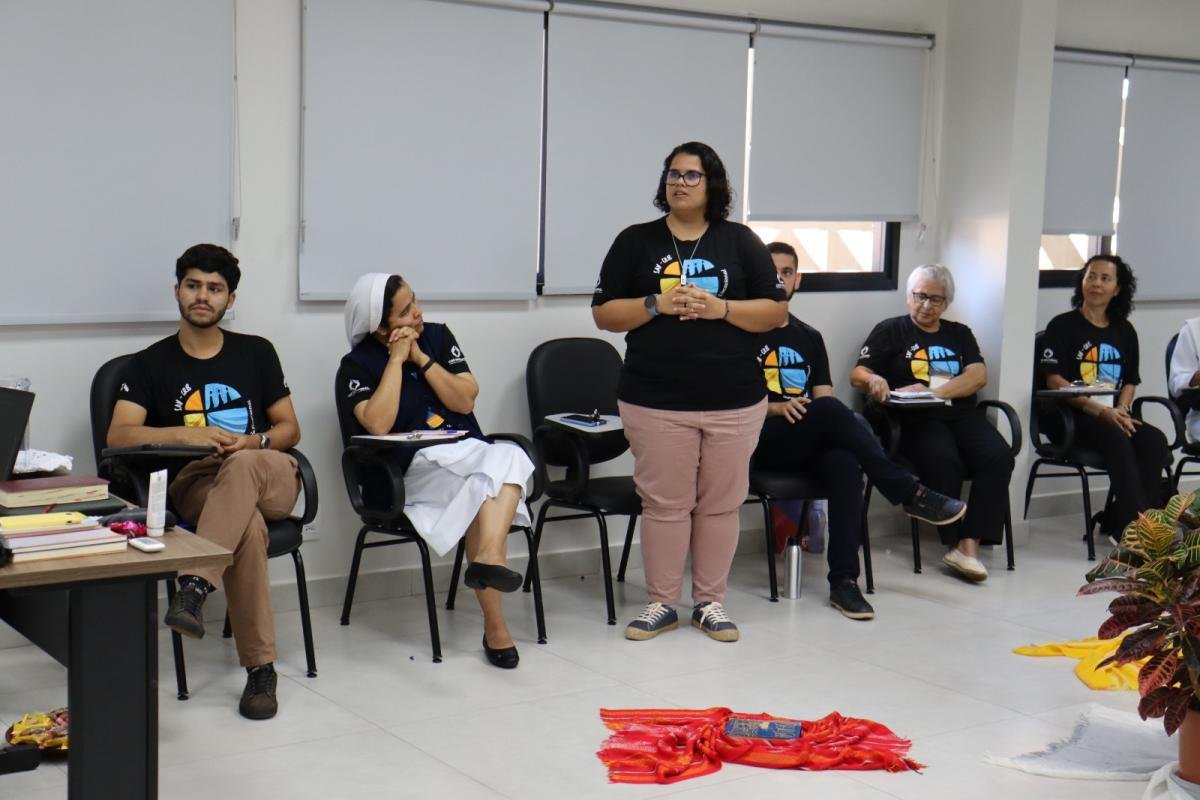 Coordenadoras/es do Serviço de Animação Vocacional das Regionais da CRB Nacional se reúnem em Brasília