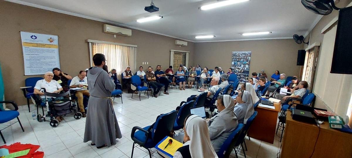 Religiosos de Mato Grosso se reúnem em assembleia da Regional de Cuiabá